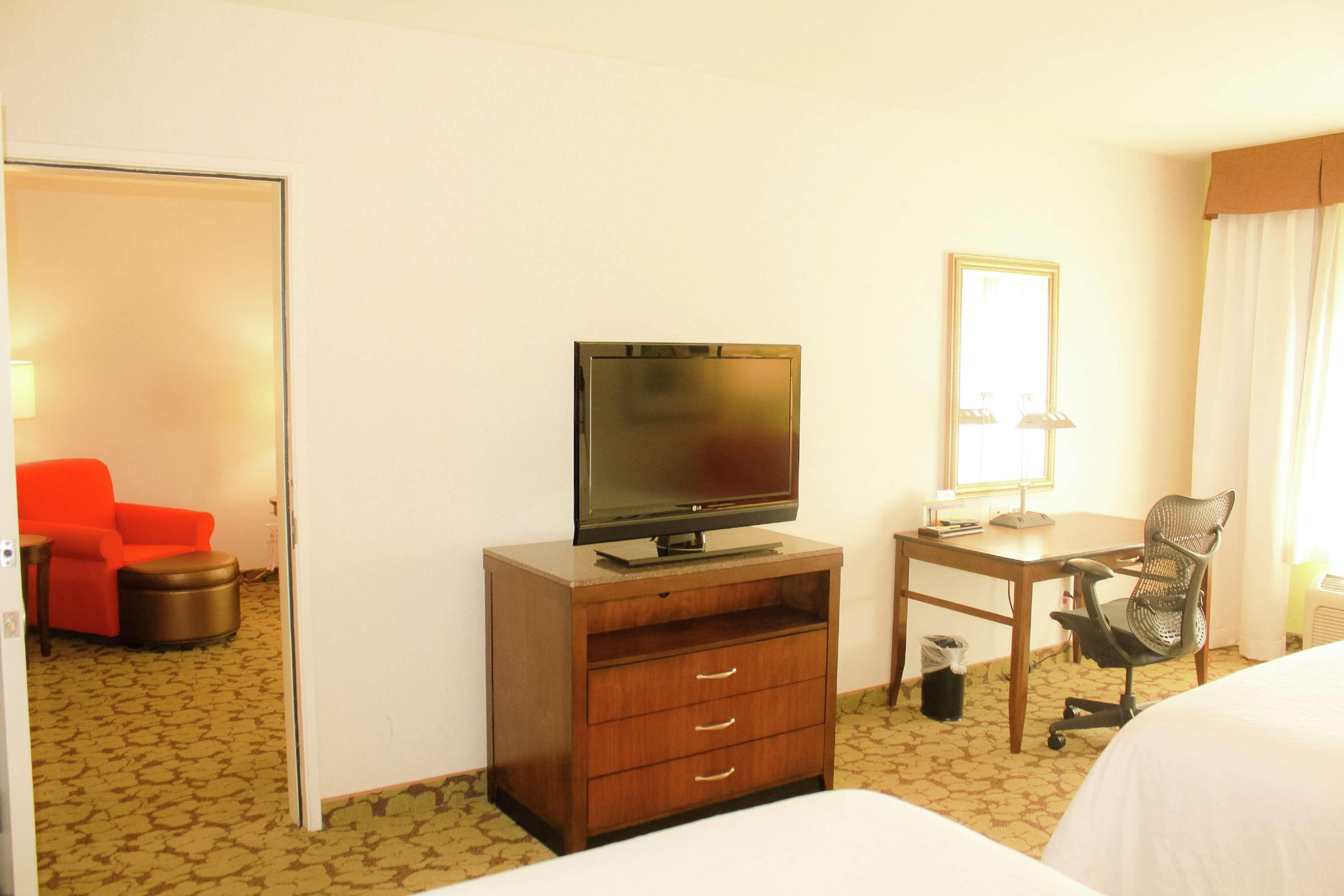 Hilton Garden Inn Redding Exterior foto