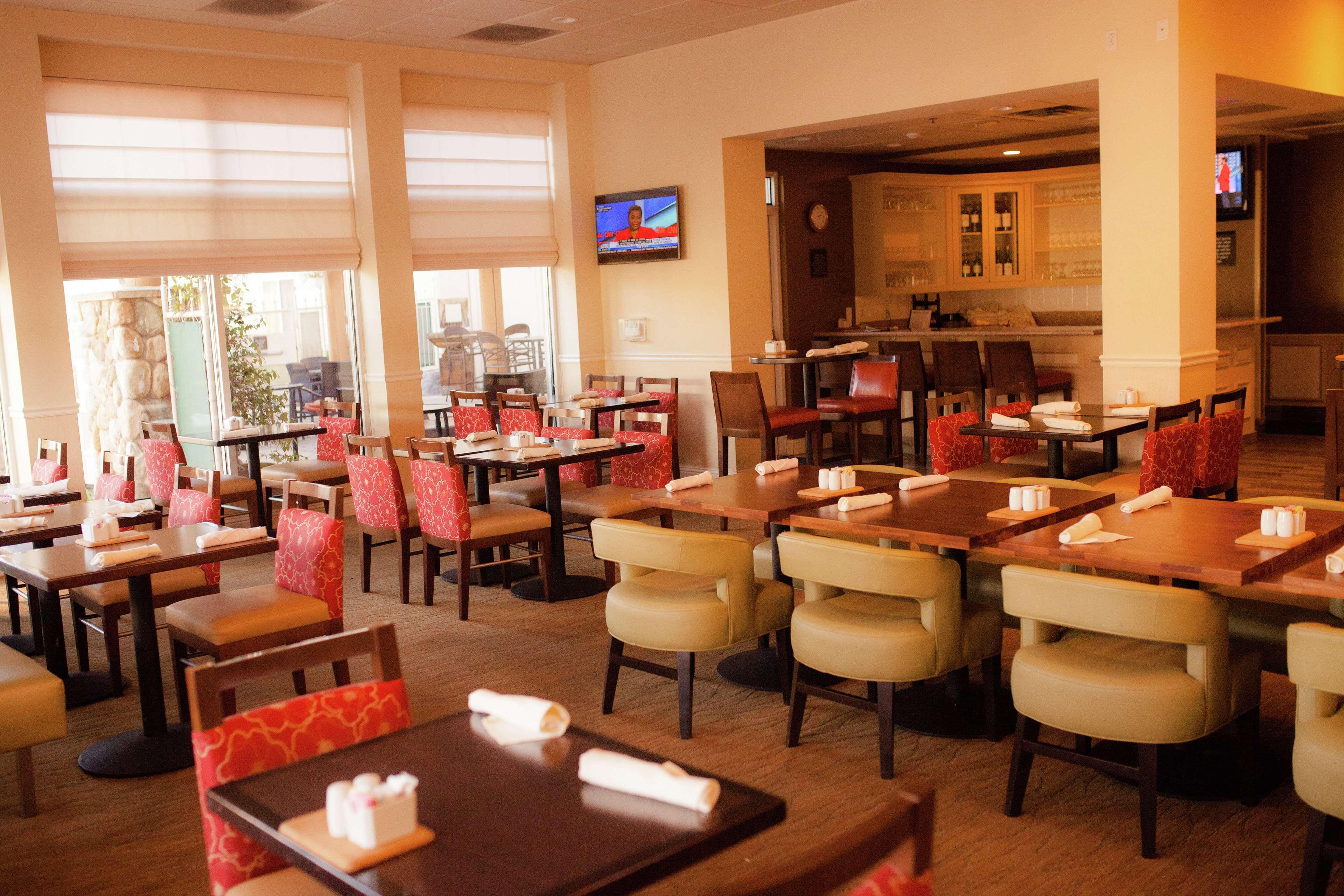 Hilton Garden Inn Redding Exterior foto